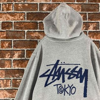 ステューシー(STUSSY)の【即完売】ステューシー　バックプリント　ショーンフォト　デカロゴ　長袖　パーカー(パーカー)