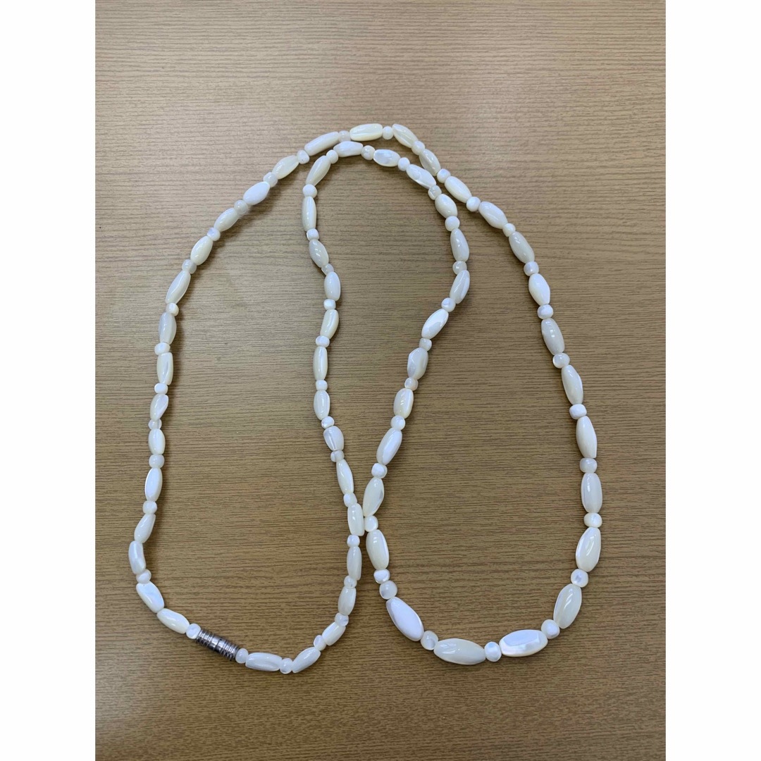 【最終値下げしました】ネックレス　4点　木、貝 レディースのアクセサリー(ネックレス)の商品写真