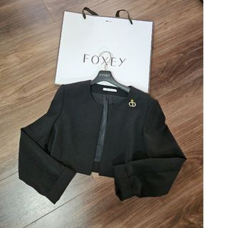 フォクシー(FOXEY)のフォクシー☆大人気ジャケットプチノワール64800円お品(ノーカラージャケット)