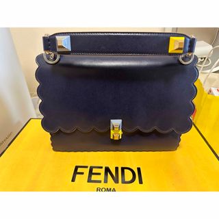 FENDI - 美品 FENDI正規品ストーン付きパーカー 定価２５万円超え XSの 