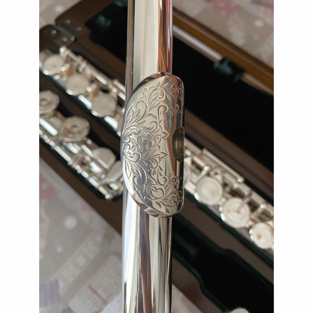 pearl(パール)の【ほぼ未使用】リップ彫刻入パールフルートドルチェプリモ 数量限定品 楽器の管楽器(フルート)の商品写真