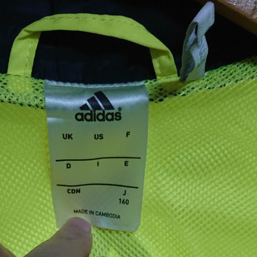 adidas(アディダス)のadidas未使用セットアップ160 キッズ/ベビー/マタニティのキッズ服男の子用(90cm~)(その他)の商品写真