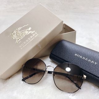 バーバリー(BURBERRY)の極美品 BURBERRY サングラス メタルフレーム ラウンド ノバチェック(サングラス/メガネ)