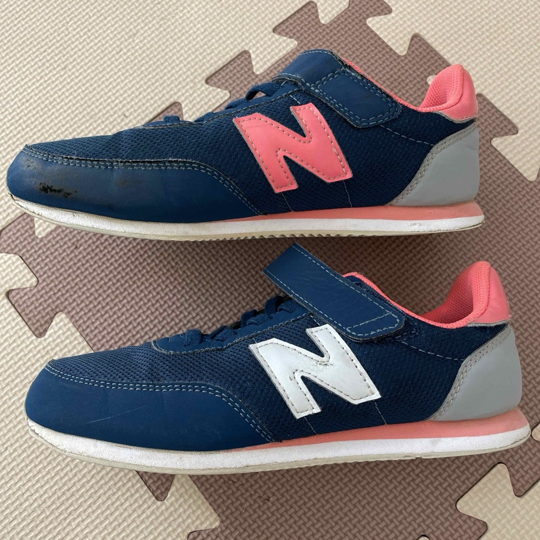 New Balance(ニューバランス)のニューバランス　スニーカー22cm キッズ/ベビー/マタニティのキッズ靴/シューズ(15cm~)(スニーカー)の商品写真