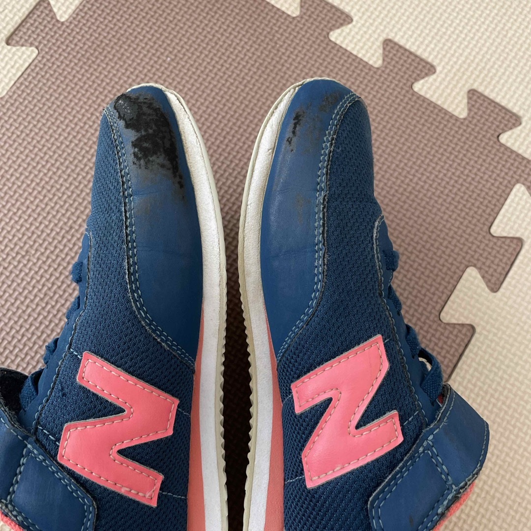 New Balance(ニューバランス)のニューバランス　スニーカー22cm キッズ/ベビー/マタニティのキッズ靴/シューズ(15cm~)(スニーカー)の商品写真