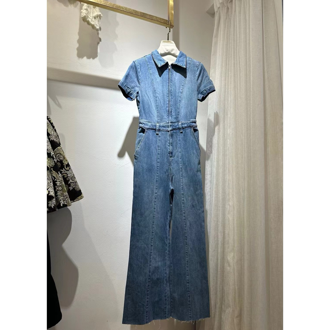 Alice+Olivia(アリスアンドオリビア)の❤️★Alice olive 新作新品　デニム　オールインワン　オシャレ レディースのパンツ(オールインワン)の商品写真