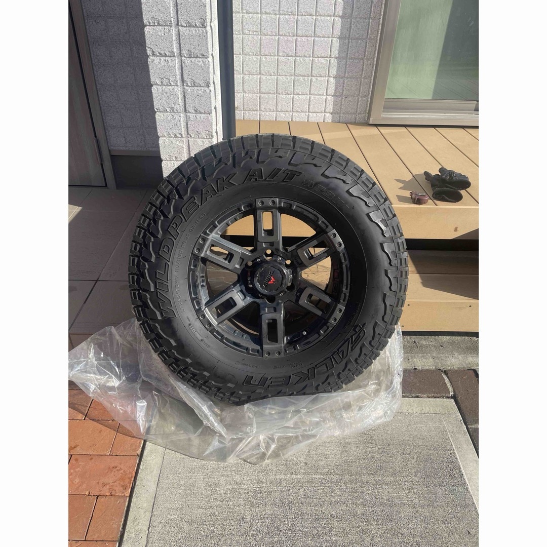 kanonブラッククリアfalken ワイルドピークA/T 285/70R17