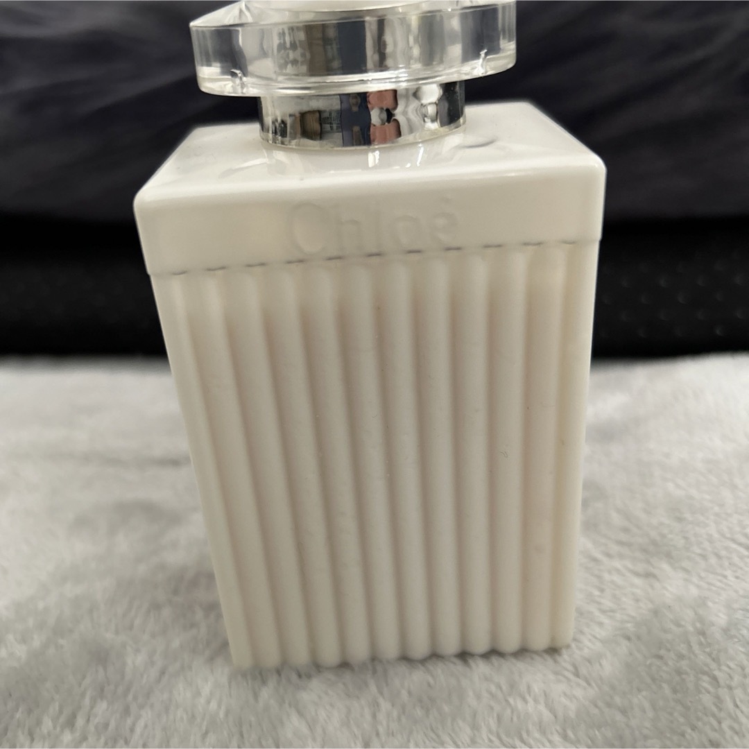 Chloe(クロエ)のChloe クロエ　ボディローション 200ml コスメ/美容のボディケア(ボディローション/ミルク)の商品写真