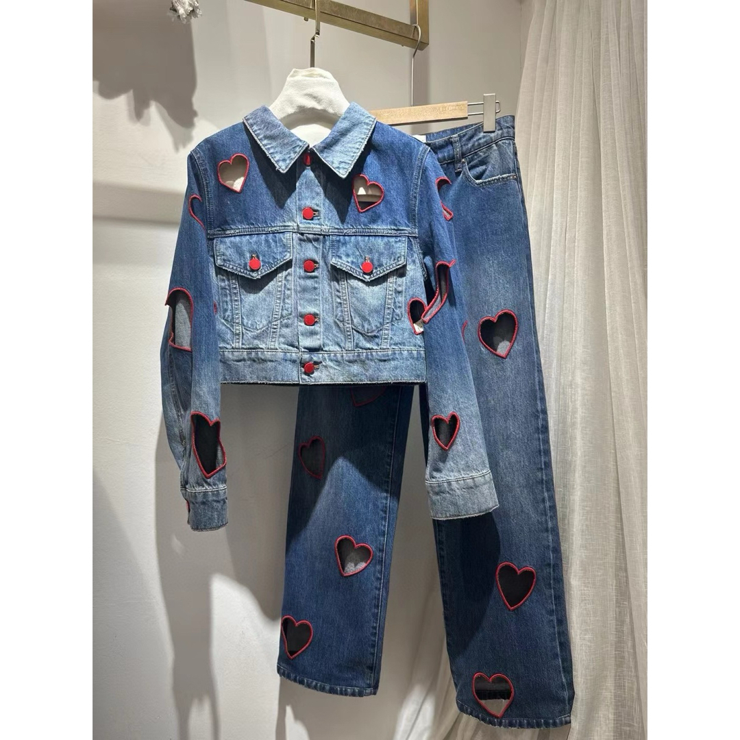 Alice+Olivia - ❤️☆Alice olive2024春新作新品 デニム ハート Alice+Olivia - ❤️☆Alice olive2024春新作新品 デニム ハート
