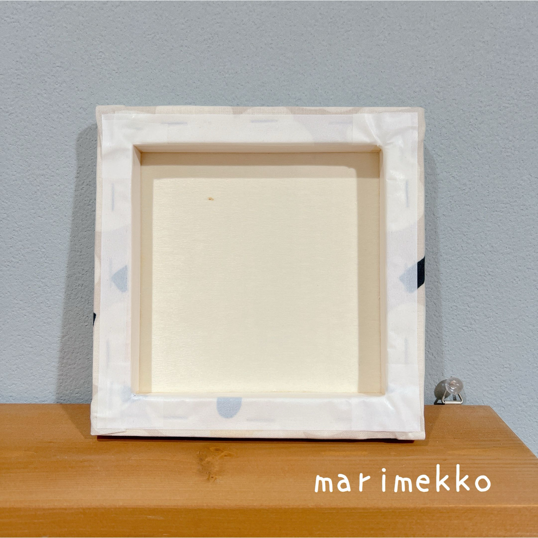 marimekko(マリメッコ)のmarimekko ファブリックパネル 木製パネル ハンドメイドのインテリア/家具(インテリア雑貨)の商品写真