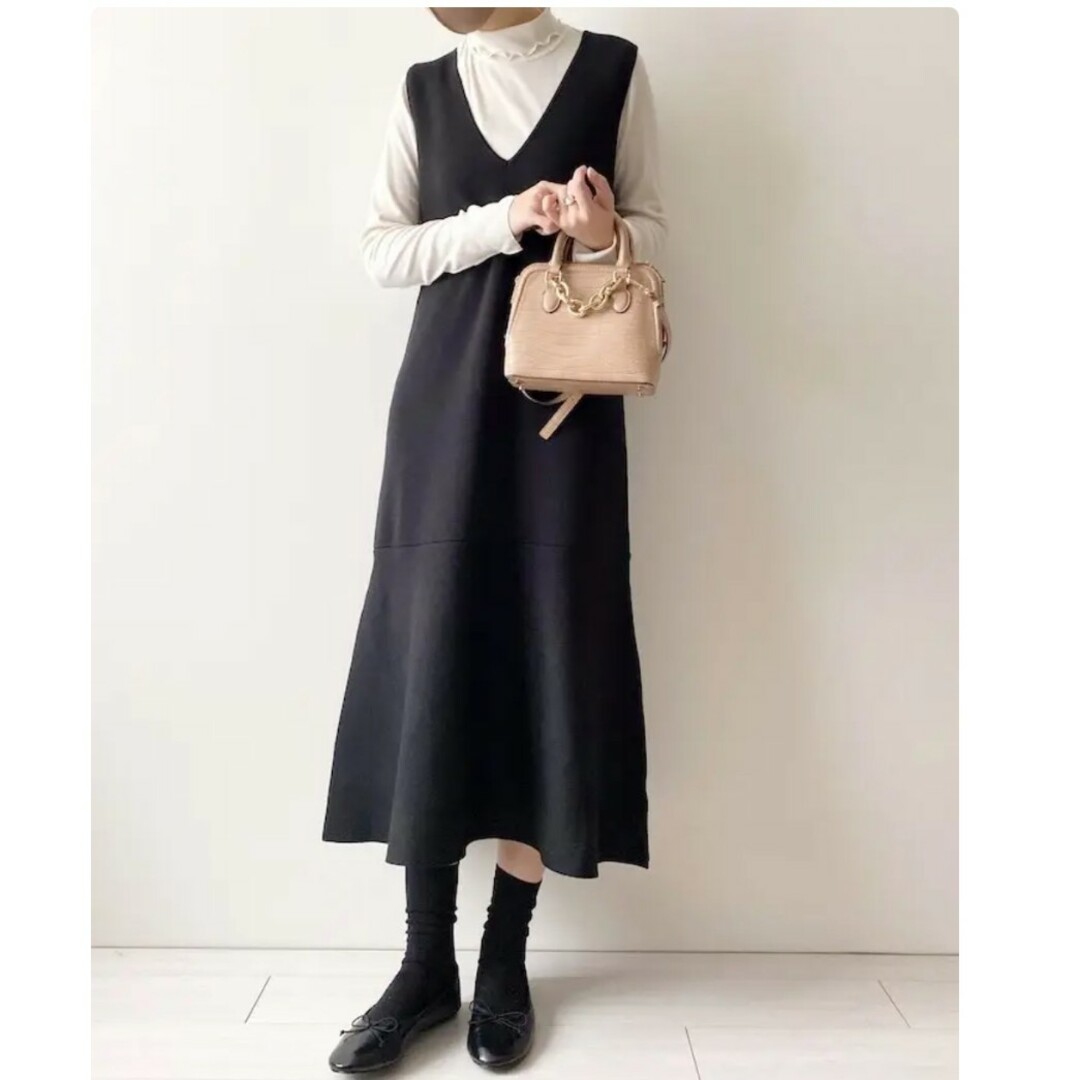 GU(ジーユー)のGU　マーメイドニットジャンパードレス　ブラック、Lサイズ レディースのスカート(ロングスカート)の商品写真