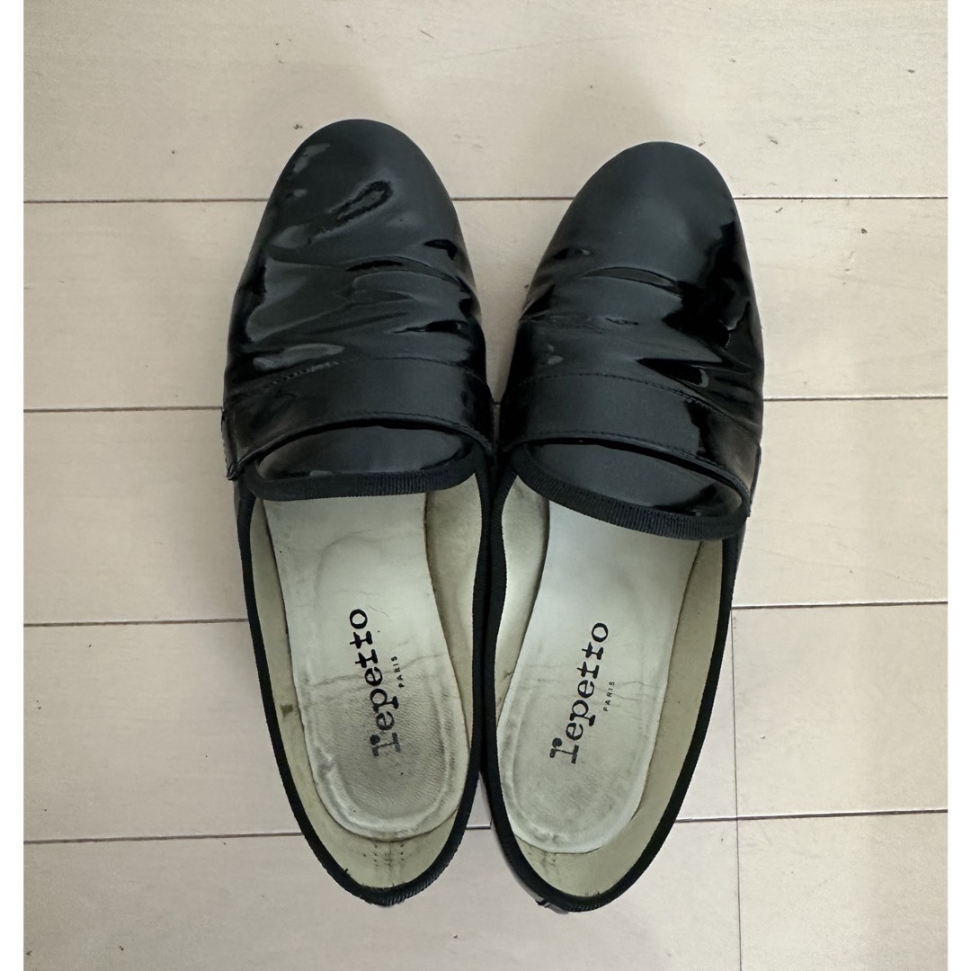 repetto(レペット)のレペット　ローファー　マイケル　エナメル　黒　38.5 レディースの靴/シューズ(ローファー/革靴)の商品写真