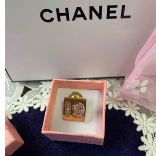 シャネル(CHANEL)のシャネル　ピンブローチ　NO19  正規品　お値下げしました。(ブローチ/コサージュ)