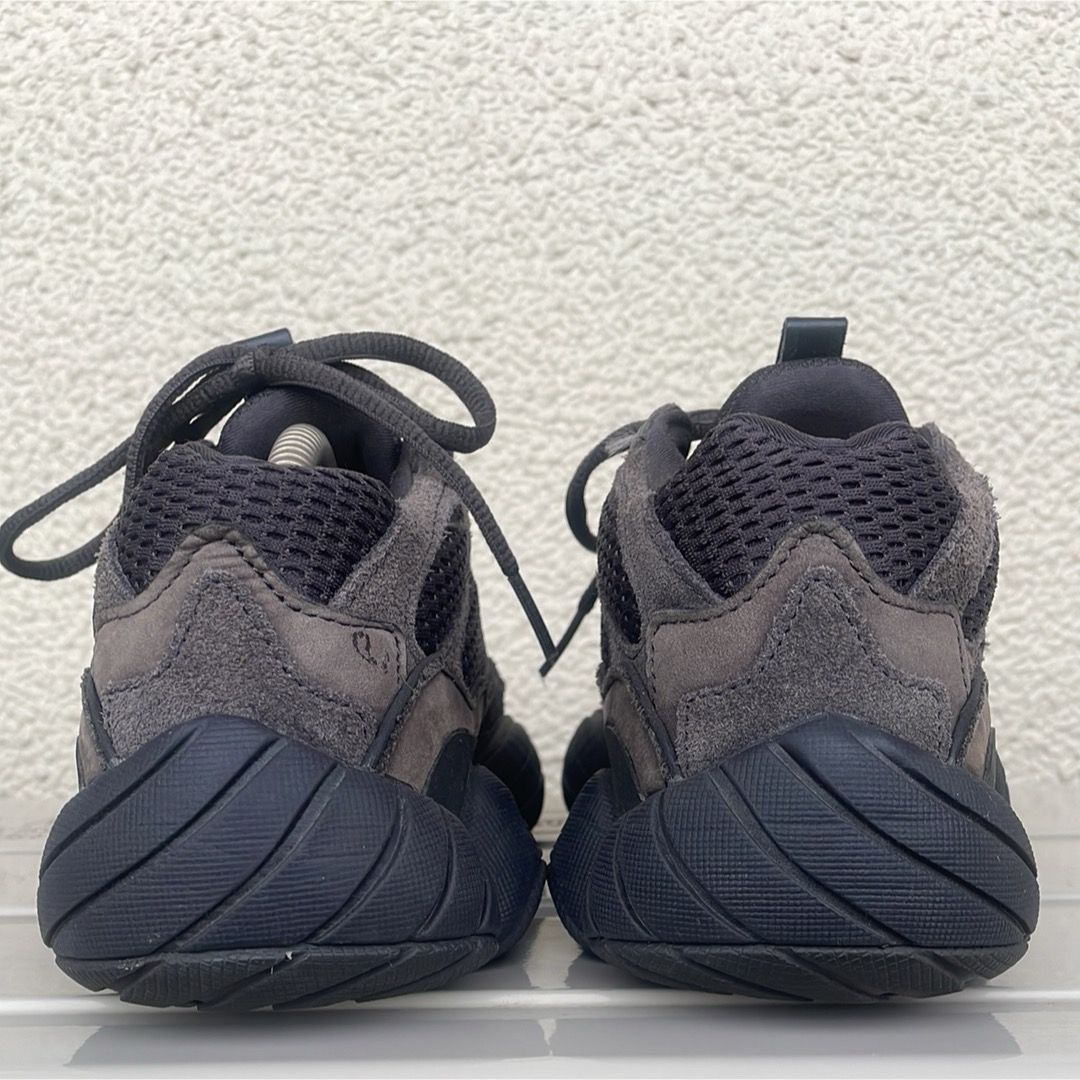 YEEZY（adidas）(イージー)のYeezy500 utility black  メンズの靴/シューズ(スニーカー)の商品写真