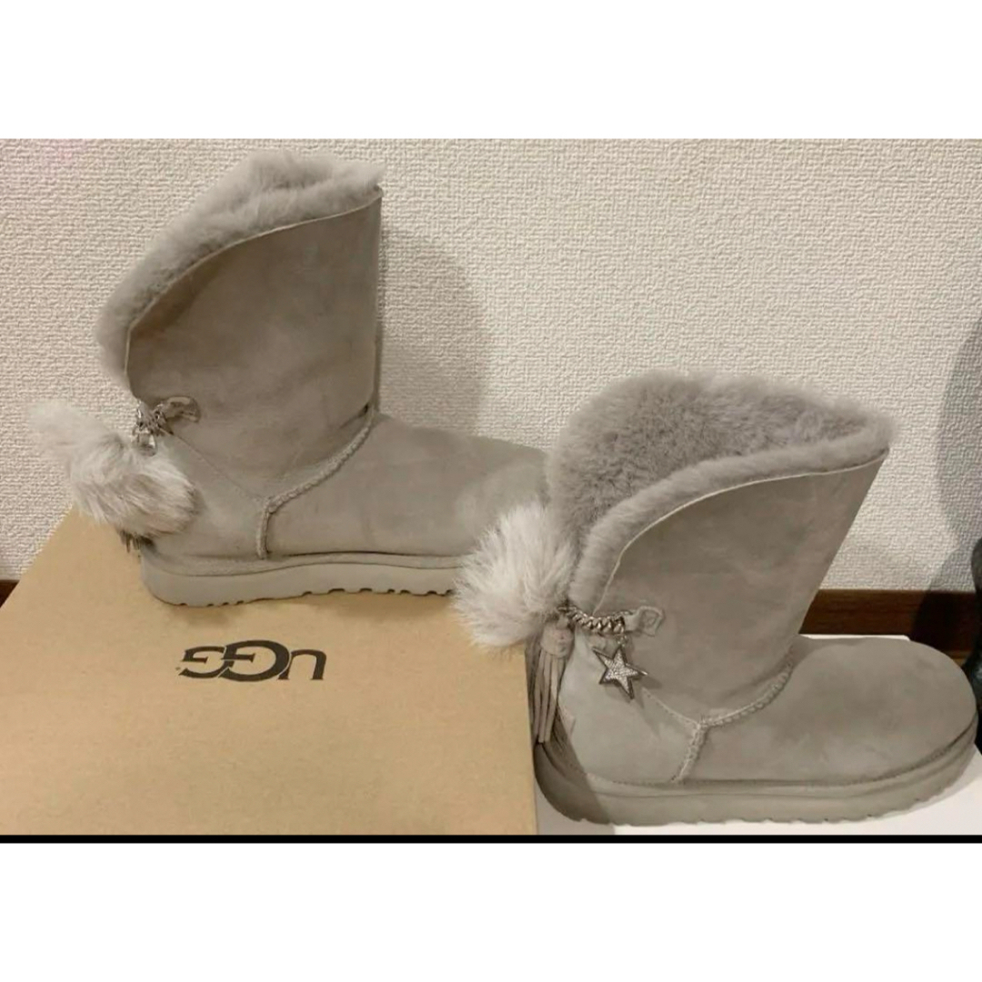 美品 正規品 UGG ムートンブーツ グレー W8 25cm 締切ら 美品 正規品 UGG ムートンブーツ グレー W8 25cm 締切ら