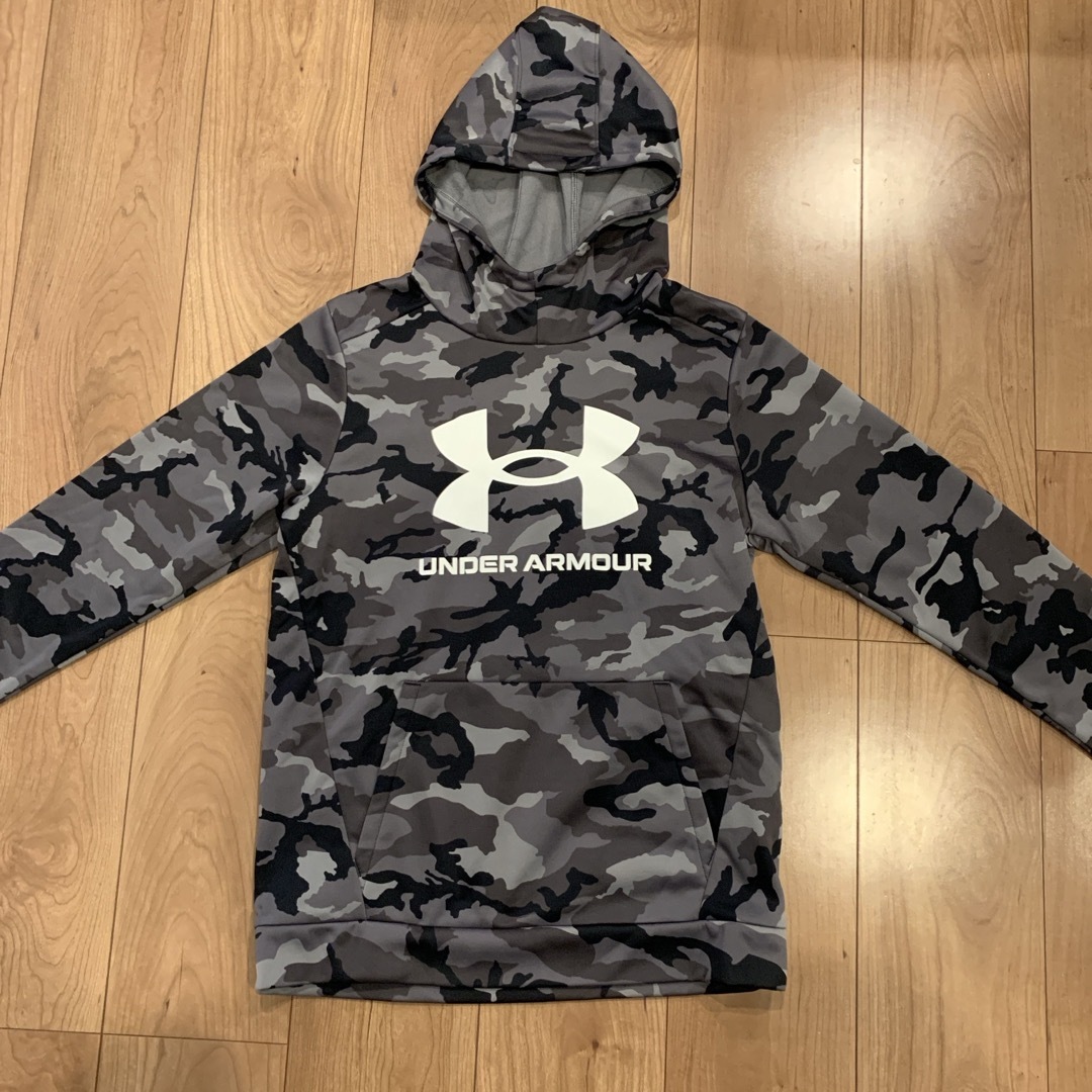 UNDER ARMOUR(アンダーアーマー)のアンダーアーマー迷彩パーカー レディースのトップス(パーカー)の商品写真