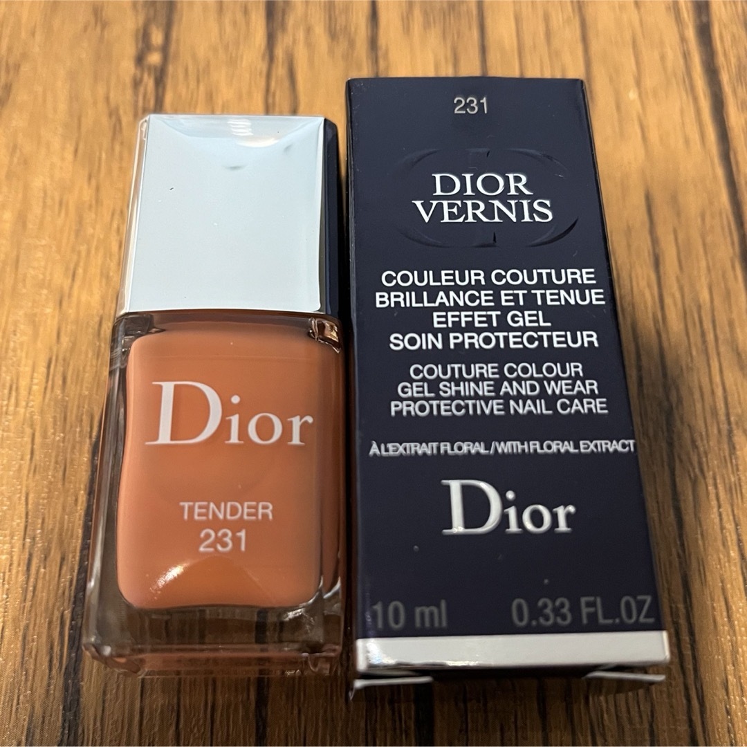 Dior(ディオール)のディオール　ネイルカラー コスメ/美容のネイル(マニキュア)の商品写真