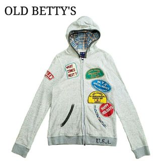 オールドベティーズ(OLD BETTY'S)のOLD BETTY'S ヴィンテージ風 ワッペン 裏毛 スウェット パーカー(パーカー)