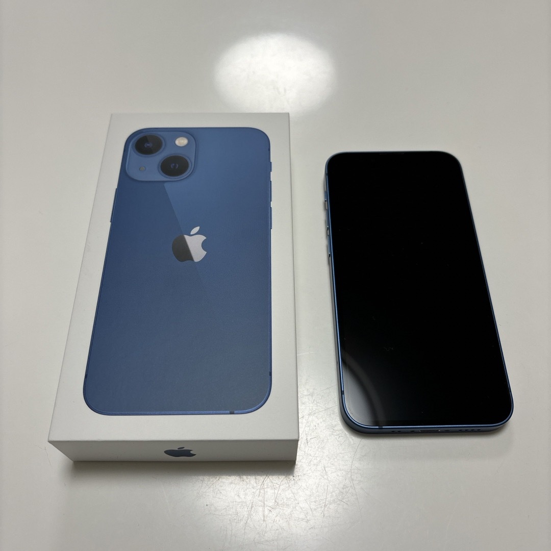 iPhone(アイフォーン)のiPhone13mini 128GB Blue 箱付き スマホ/家電/カメラのスマートフォン/携帯電話(スマートフォン本体)の商品写真