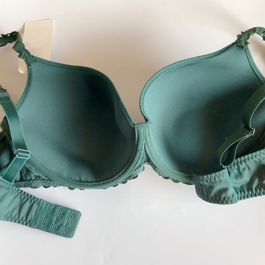 Simone Perele(シモーヌペレール)のD85☆Simone Perele　Andora　シモーヌ ペレール　グリーン レディースの下着/アンダーウェア(ブラ)の商品写真