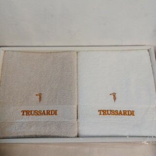 トラサルディ(Trussardi)のトラサルディ　フェイスタオル　2枚セット　タオル(タオル/バス用品)