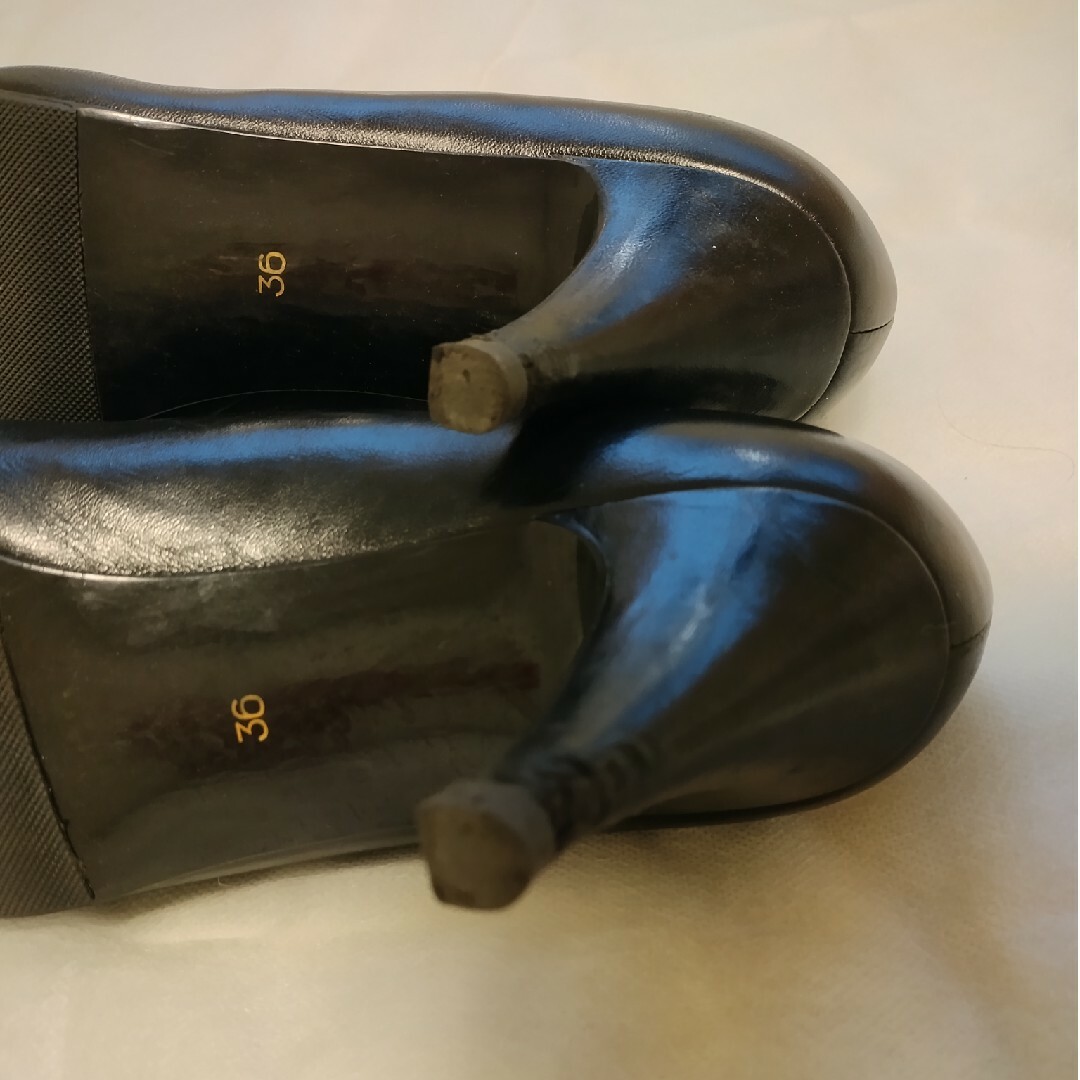 GIVENCHY(ジバンシィ)のジバンシィ　パンプス　黒 レディースの靴/シューズ(ハイヒール/パンプス)の商品写真