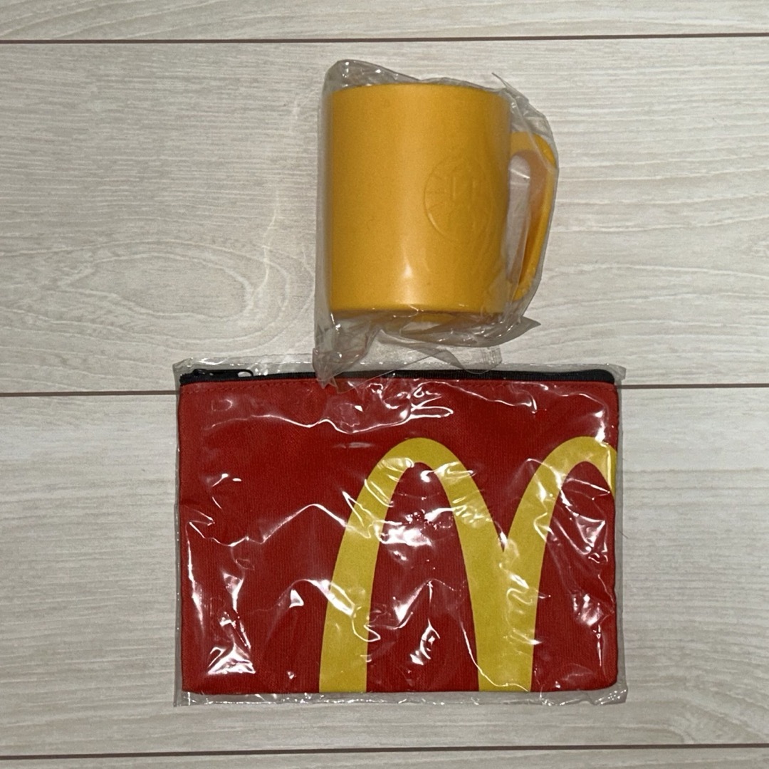 CHUMS(チャムス)のMcDonald's マクドナルド 福袋 詰め合わせ エンタメ/ホビーのコレクション(ノベルティグッズ)の商品写真