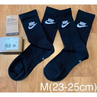 ナイキ(NIKE)の新品　ナイキ　M(23-25cm)  エッセンシャル　クルーソックス　黒2足(ソックス)