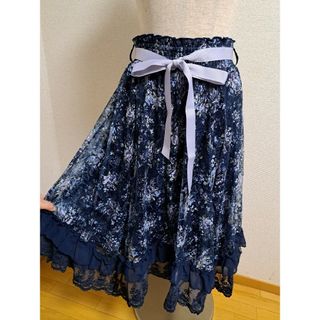 axes femme - アクシーズファム　フローラルレースイレヘムスカート　紺