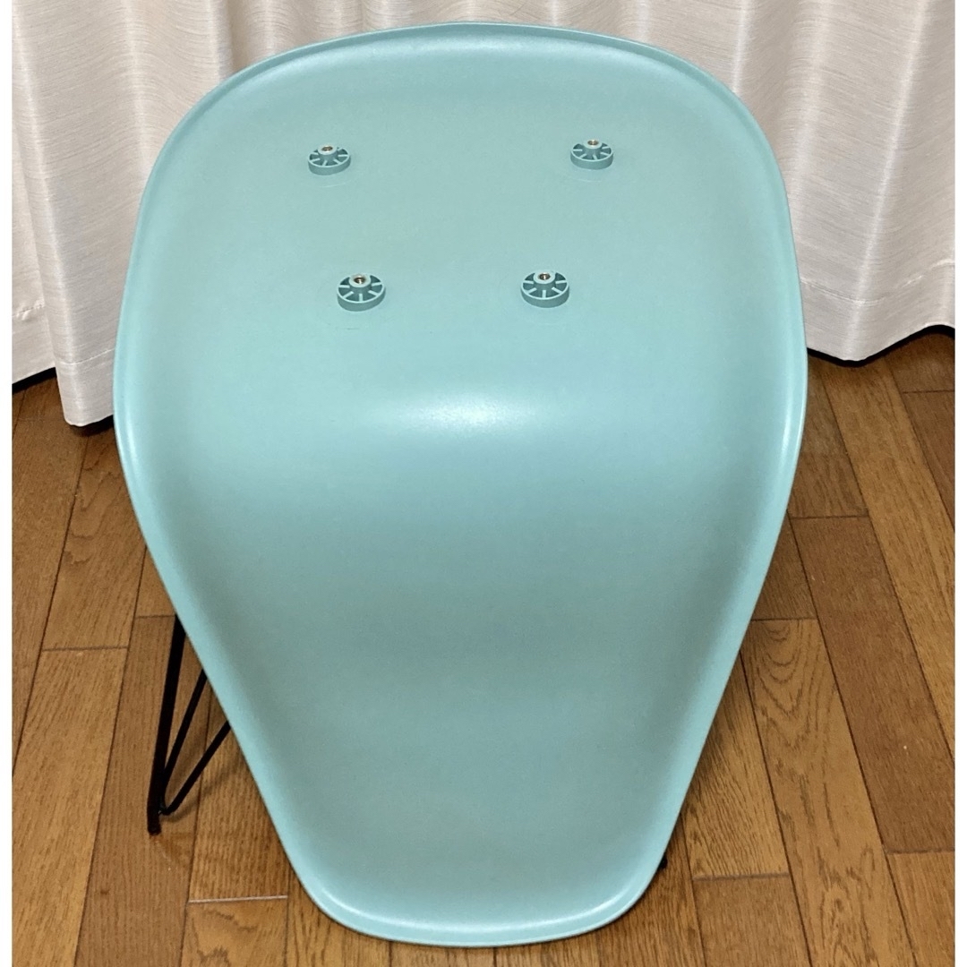 EAMES(イームズ)のシェルチェア イームズ リプロダクト スチールブラック脚 マリンブルー インテリア/住まい/日用品の椅子/チェア(ダイニングチェア)の商品写真