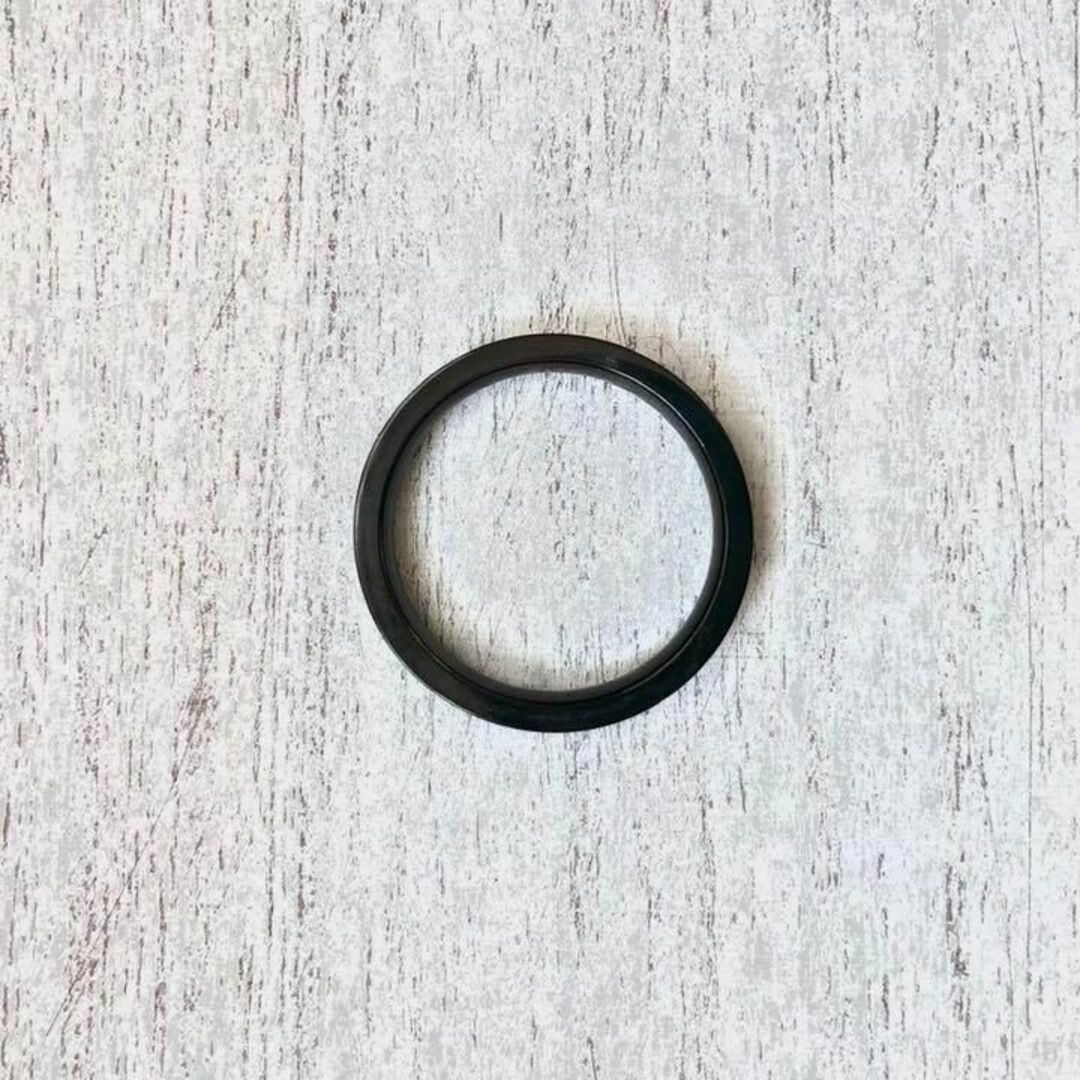 アレルギー対応！ステンレス製3mm平打ちブラックリング　指輪　ピンキーリング レディースのアクセサリー(リング(指輪))の商品写真