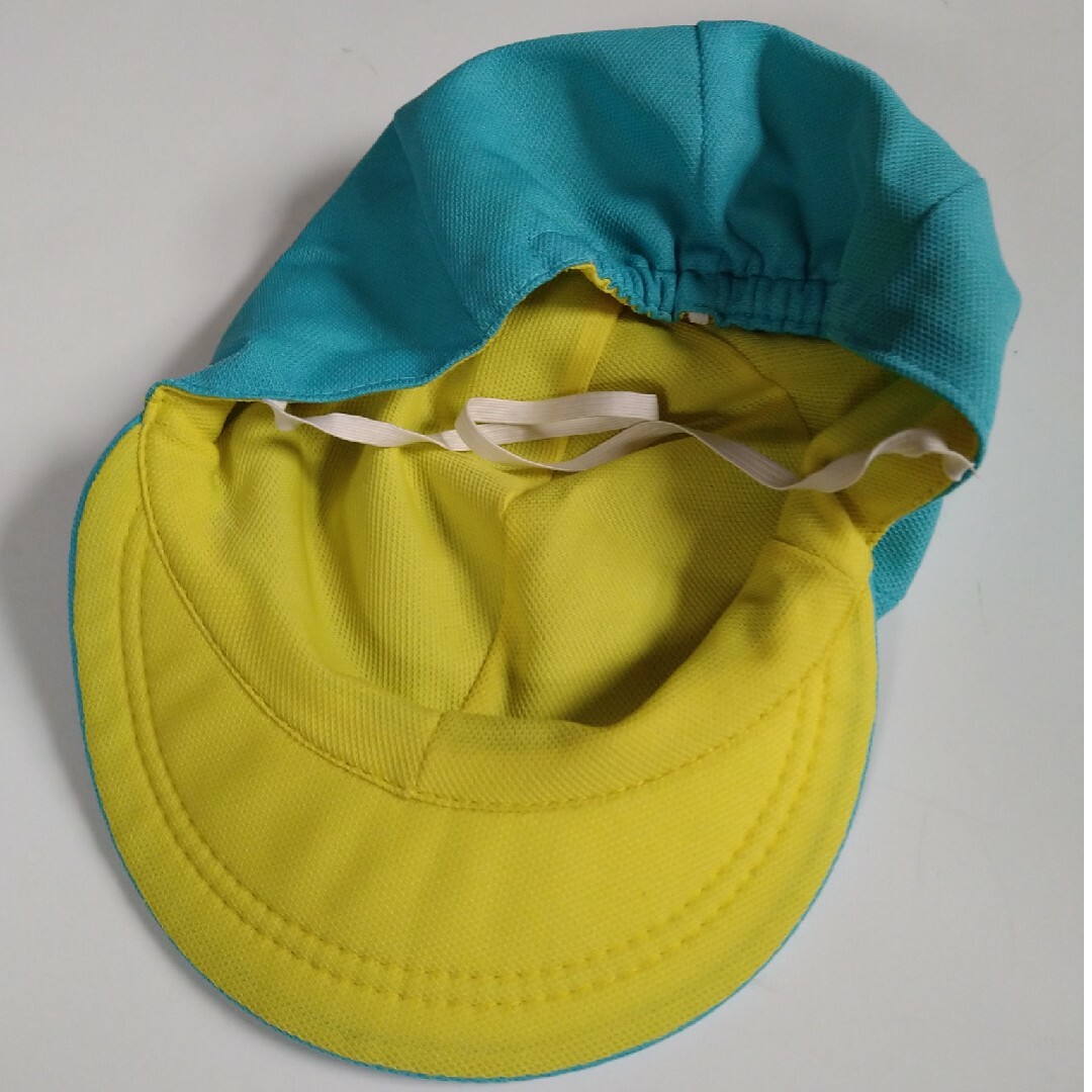 カラー　帽子　水色　黄色 キッズ/ベビー/マタニティのこども用ファッション小物(帽子)の商品写真