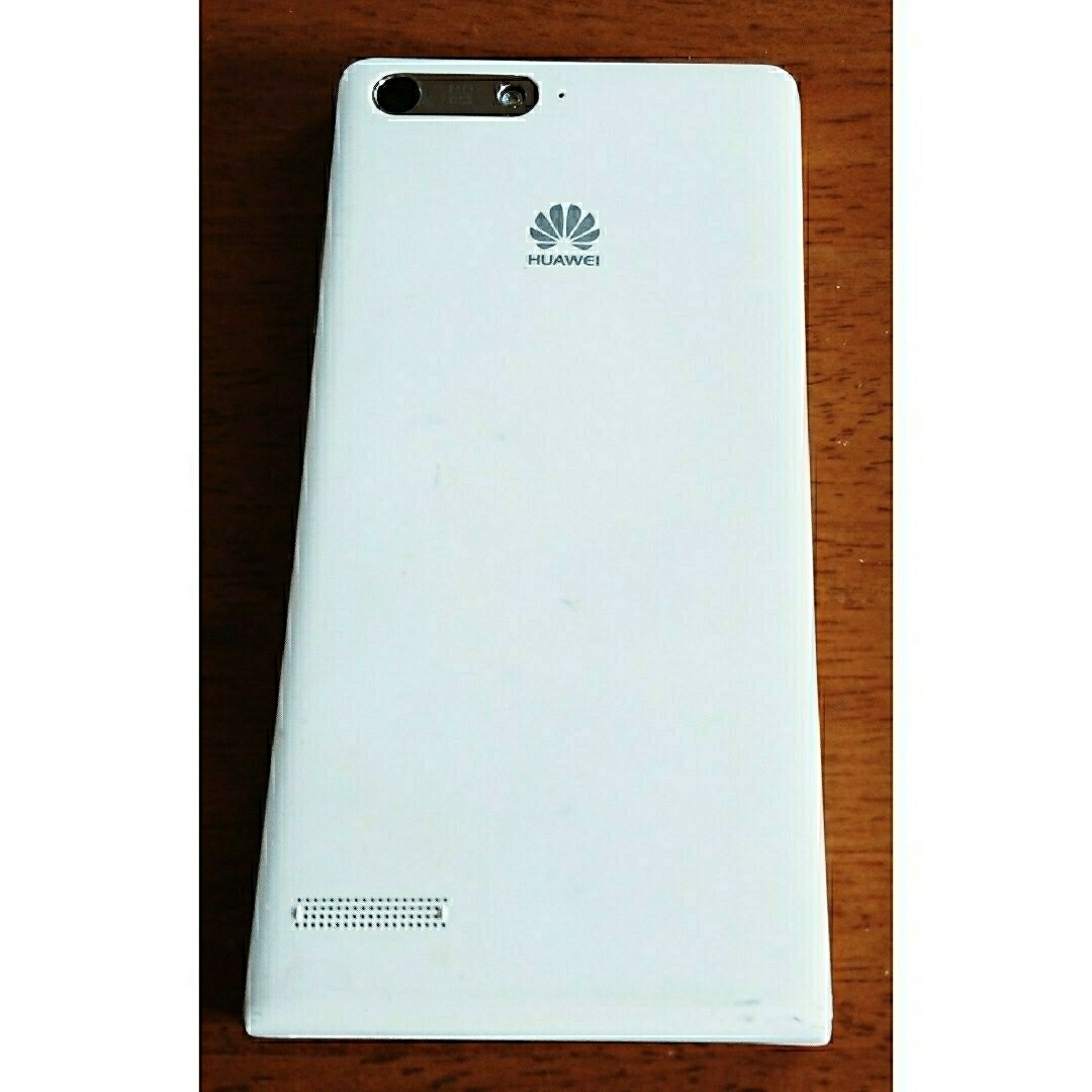 HUAWEI(ファーウェイ)のスマホ Huawei Ascend G6 ファーウェイ 華為技術 カメラ スマホ/家電/カメラのスマートフォン/携帯電話(スマートフォン本体)の商品写真