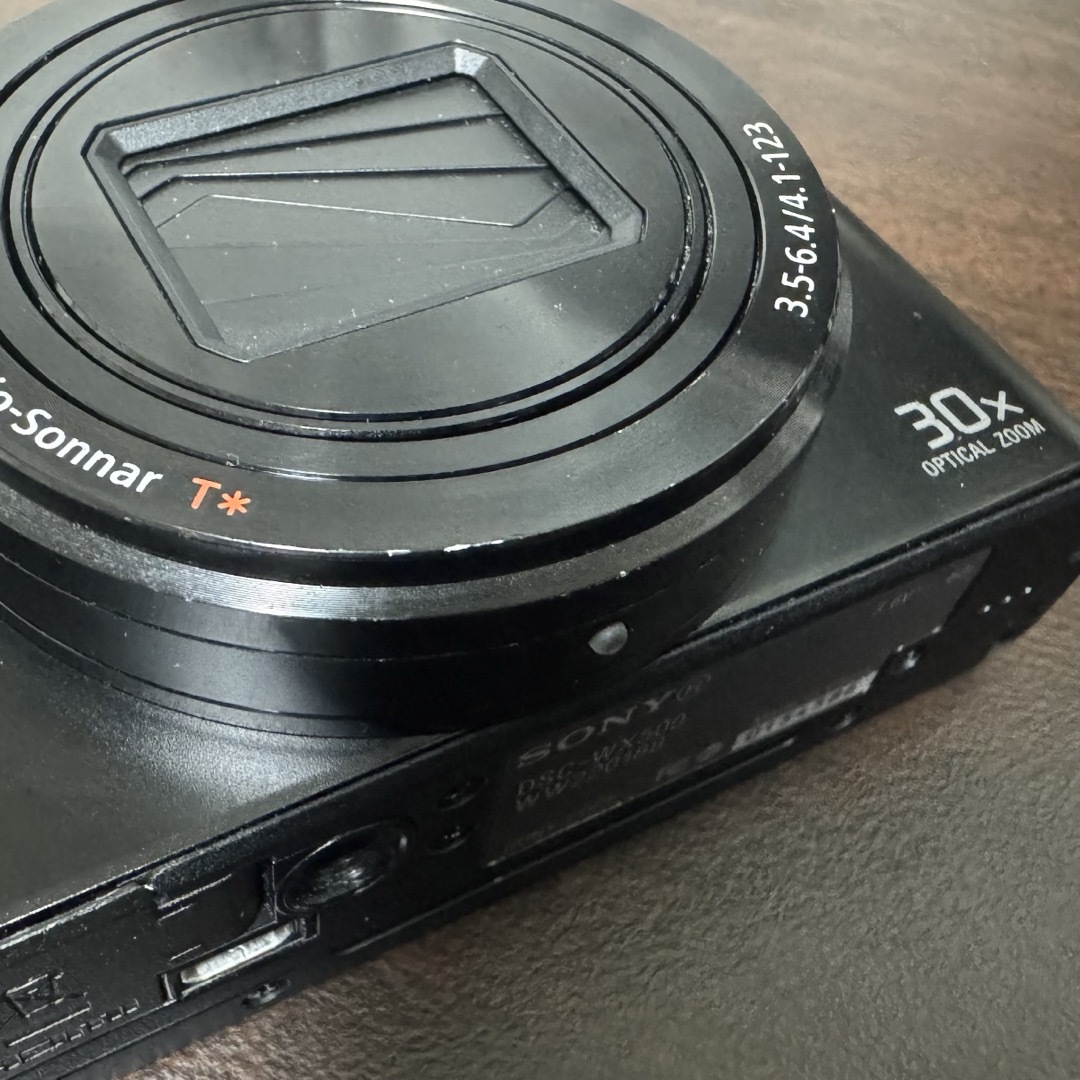 SONY Cyber−Shot WX DSC-WX500 ブラック スマホ/家電/カメラのカメラ(コンパクトデジタルカメラ)の商品写真
