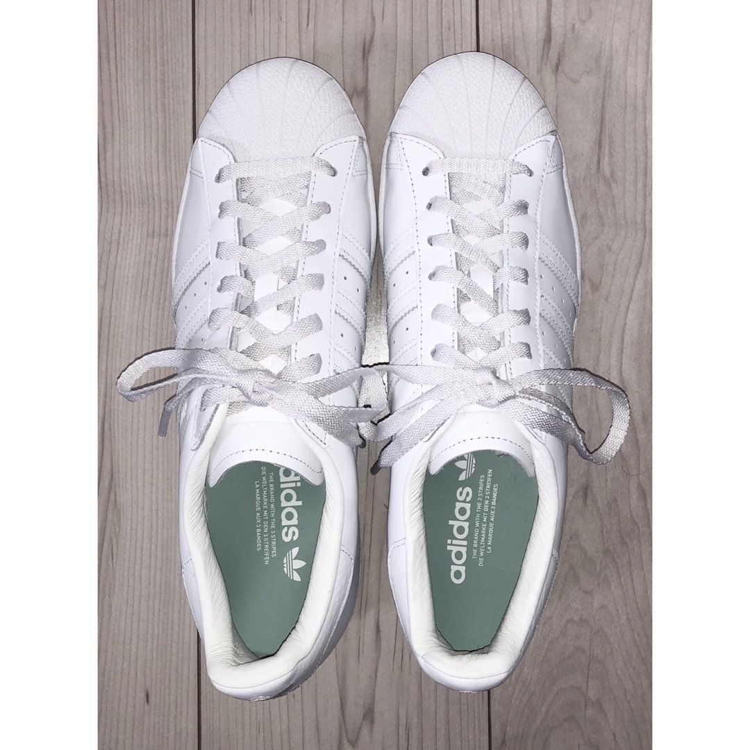 adidas(アディダス)の28cm 新品adidas BEAMS 別注 SUPERSTAR  ホワイト 白 メンズの靴/シューズ(スニーカー)の商品写真