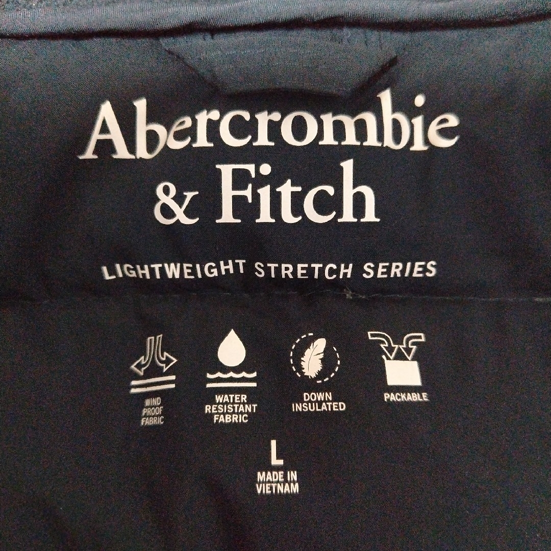 Abercrombie&Fitch(アバクロンビーアンドフィッチ)のAbercrombie＆Fitchダウンベスト メンズのジャケット/アウター(ダウンベスト)の商品写真