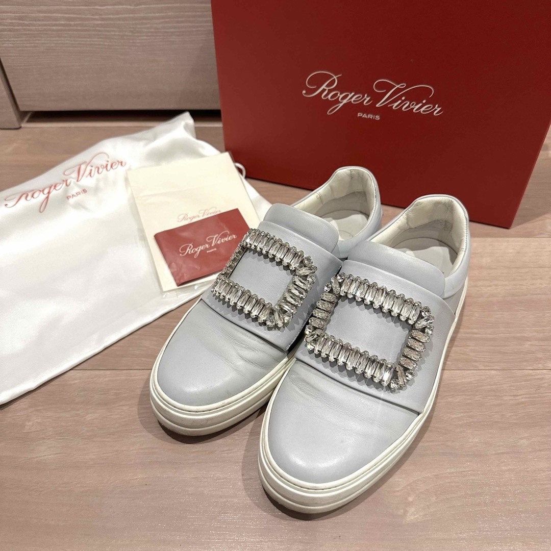 ROGER VIVIER(ロジェヴィヴィエ)のRoger vivier ロジェヴィヴィエ スニーカー レディースの靴/シューズ(スニーカー)の商品写真