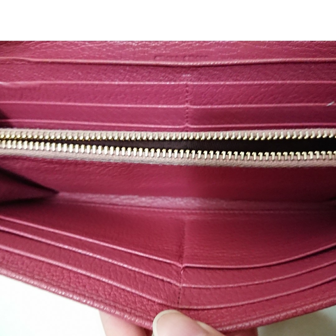 miumiu(ミュウミュウ)の【中古】miu miu財布 レディースのファッション小物(財布)の商品写真