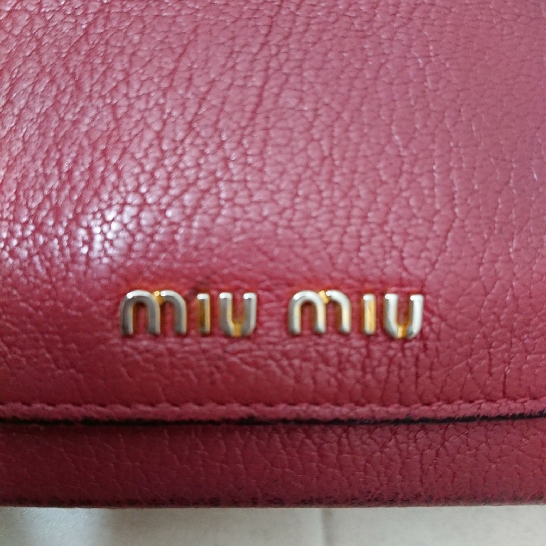 miumiu(ミュウミュウ)の【中古】miu miu財布 レディースのファッション小物(財布)の商品写真