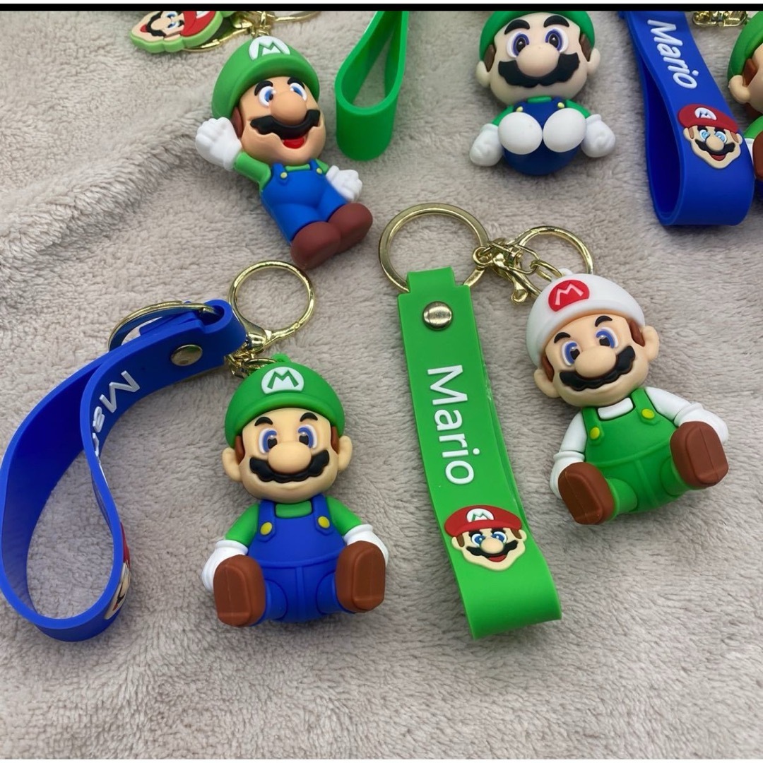 マリオ 5個セット&キーリングキーホルダー アクセサリー メンズのファッション小物(キーホルダー)の商品写真