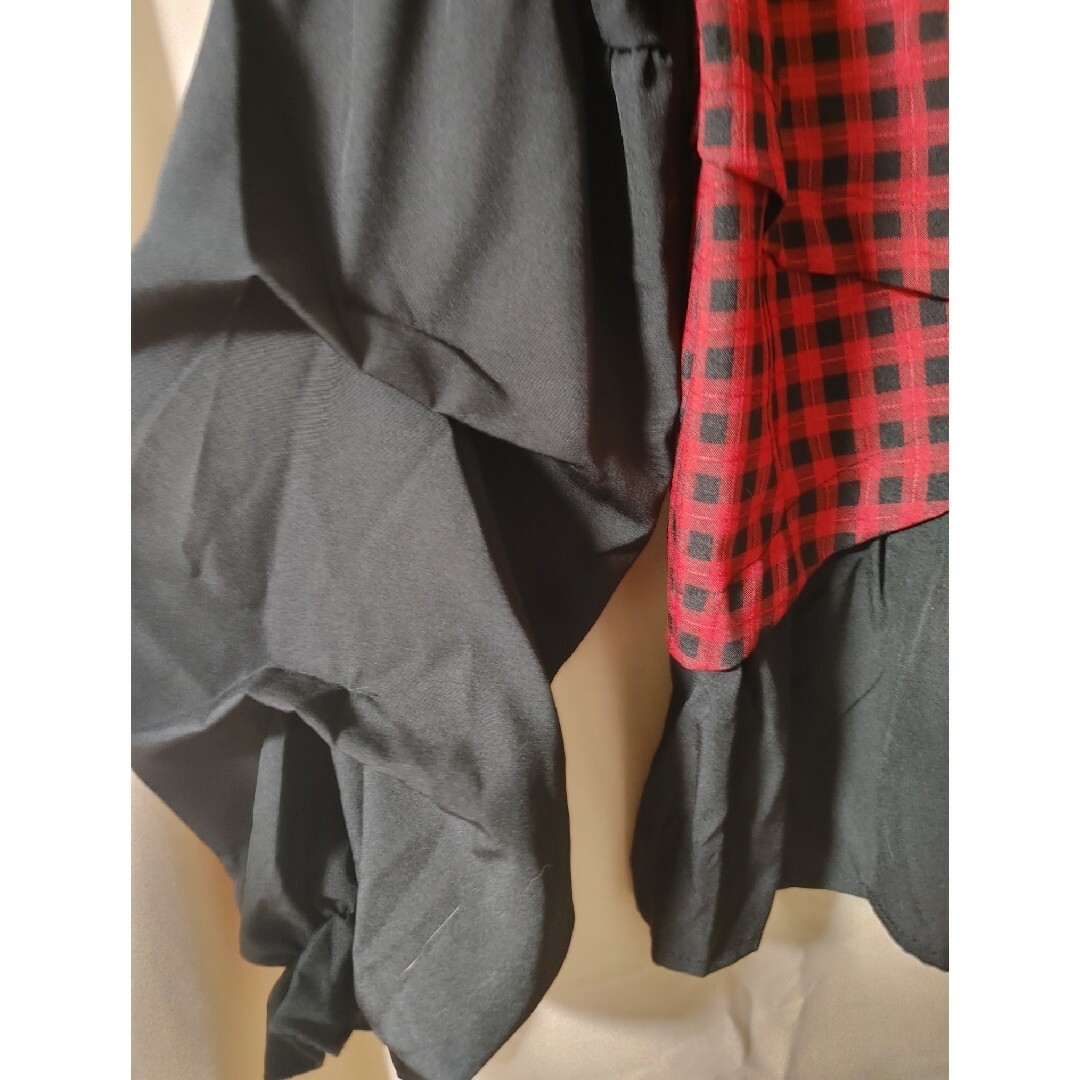 赤×黒チェック ボリュームスリーブトップス チュニック レディースのトップス(シャツ/ブラウス(長袖/七分))の商品写真