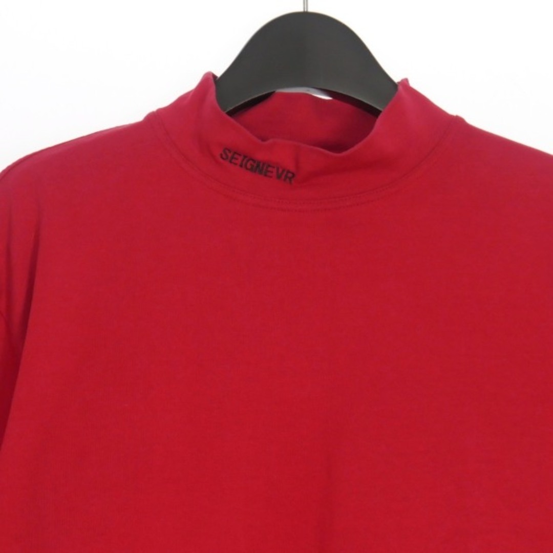 エッセイ ESSAY SEIGNEVR刺繍 モックネック Tシャツ L レッド メンズのトップス(Tシャツ/カットソー(半袖/袖なし))の商品写真