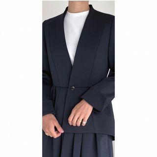 ドゥロワー(Drawer)の【一度着用のみ美品】she tokyo Eden navy 1(ノーカラージャケット)