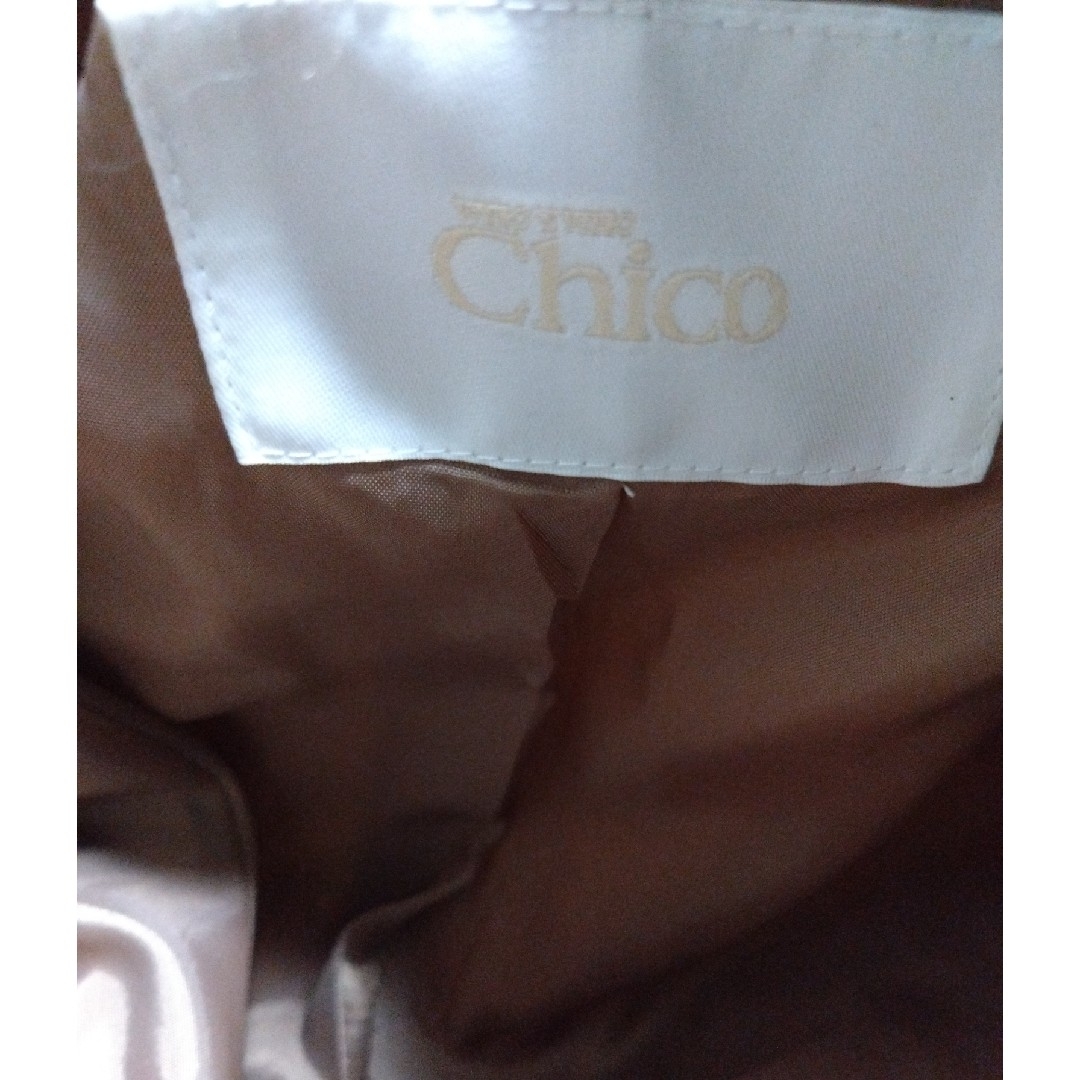 who's who Chico(フーズフーチコ)のChico　かなり綺麗❤️可愛いデザイン、コート、秋冬 レディースのジャケット/アウター(スカジャン)の商品写真