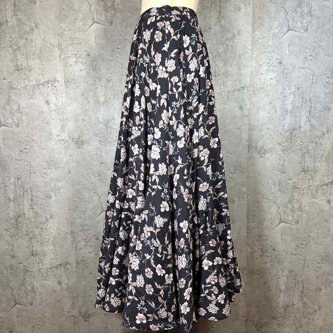 MARIHA(マリハ)のMARIHA スカート レディースのスカート(ロングスカート)の商品写真