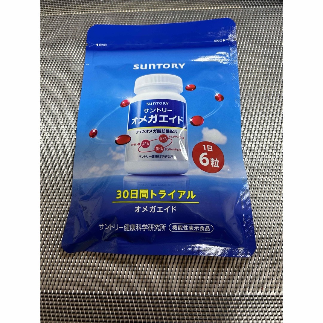 サントリー(サントリー)のサントリー　オメガエイド　新品、未開封　180粒入り 食品/飲料/酒の健康食品(ビタミン)の商品写真