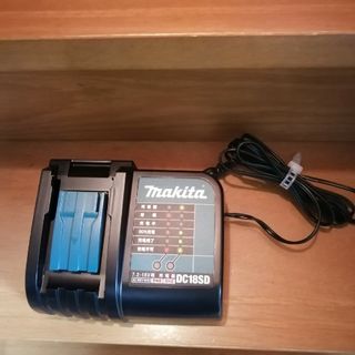 マキタ(Makita)のマキタ充電器(工具/メンテナンス)