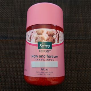 クナイプ(Kneipp)のクナイプ Sakura バスソルト 入浴剤  850g ドイツ 未開封品(入浴剤/バスソルト)