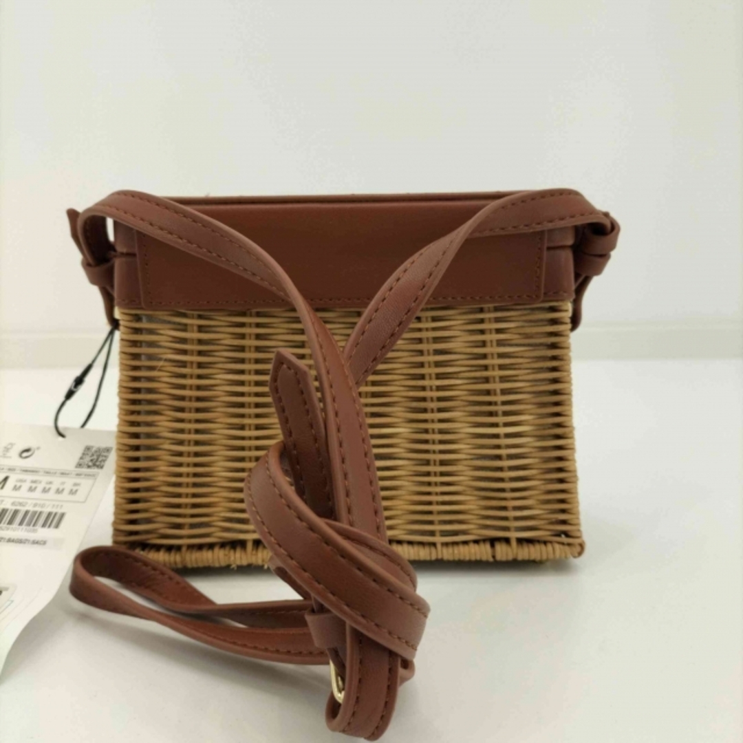 ZARA(ザラ)のZARA(ザラ) Cross Body Bag カゴ ショルダーバッグ バッグ レディースのバッグ(ショルダーバッグ)の商品写真