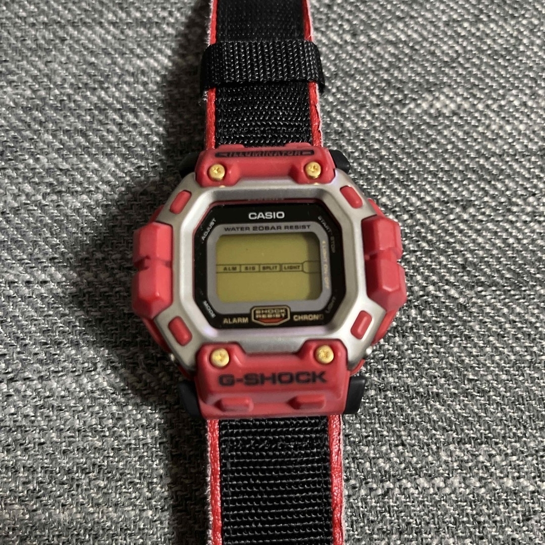 G-SHOCK(ジーショック)のG-SHOCK DW-8300 razz様専用 メンズの時計(腕時計(デジタル))の商品写真